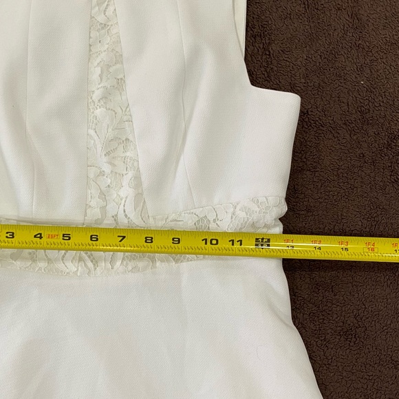 BCBGeneration white lace insert dress size 4 - Picture 5 of 14